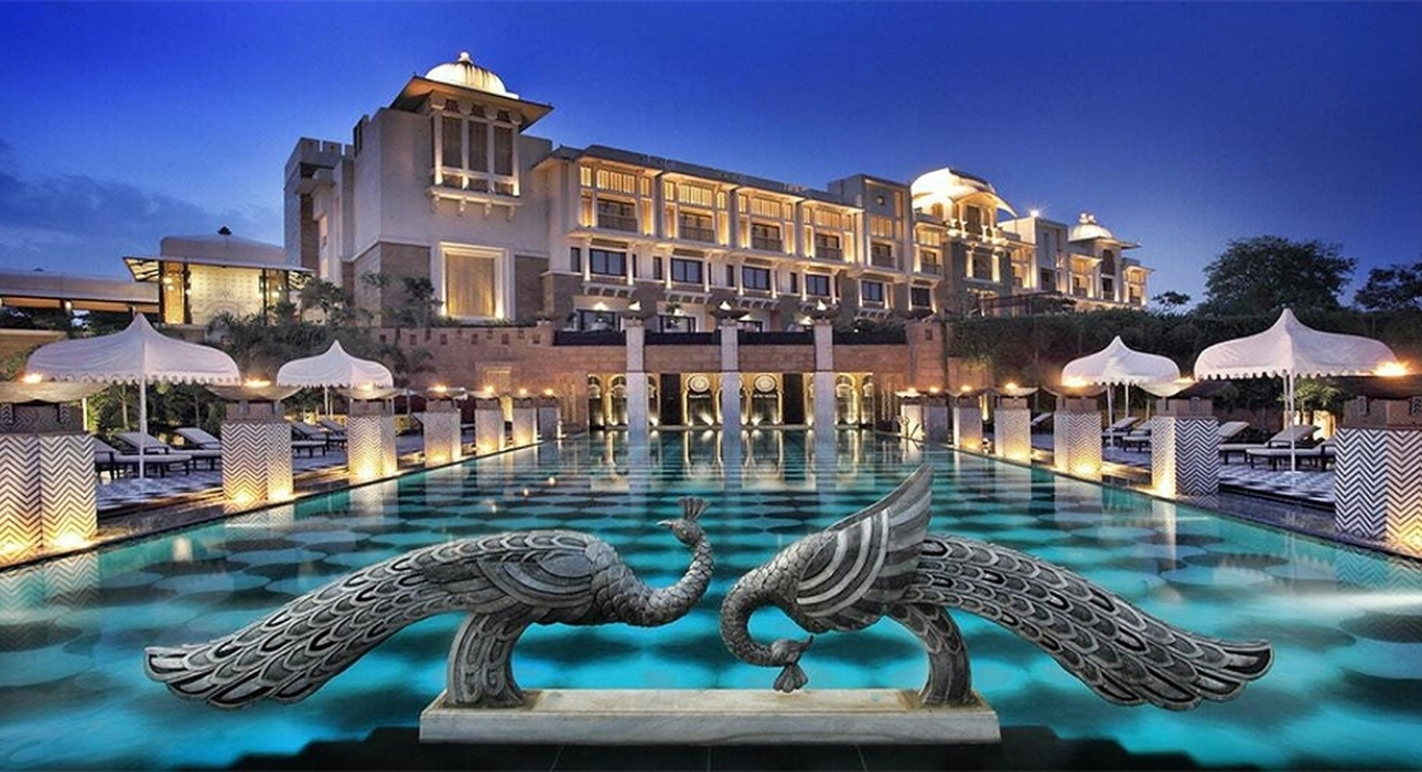 UDAIPUR : WHERE LUXURY MEETS THE ROMANCE OF RAJASTHAN