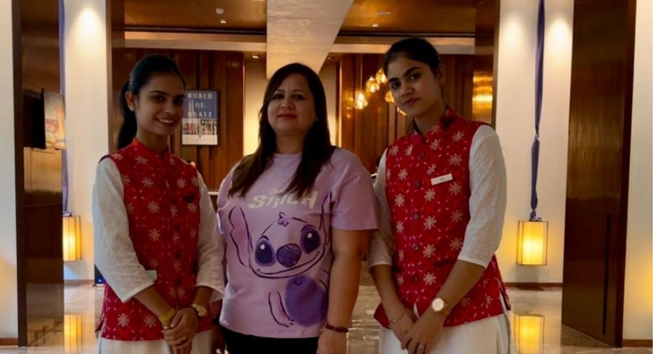 India Golden Triangle - Women Group Tour