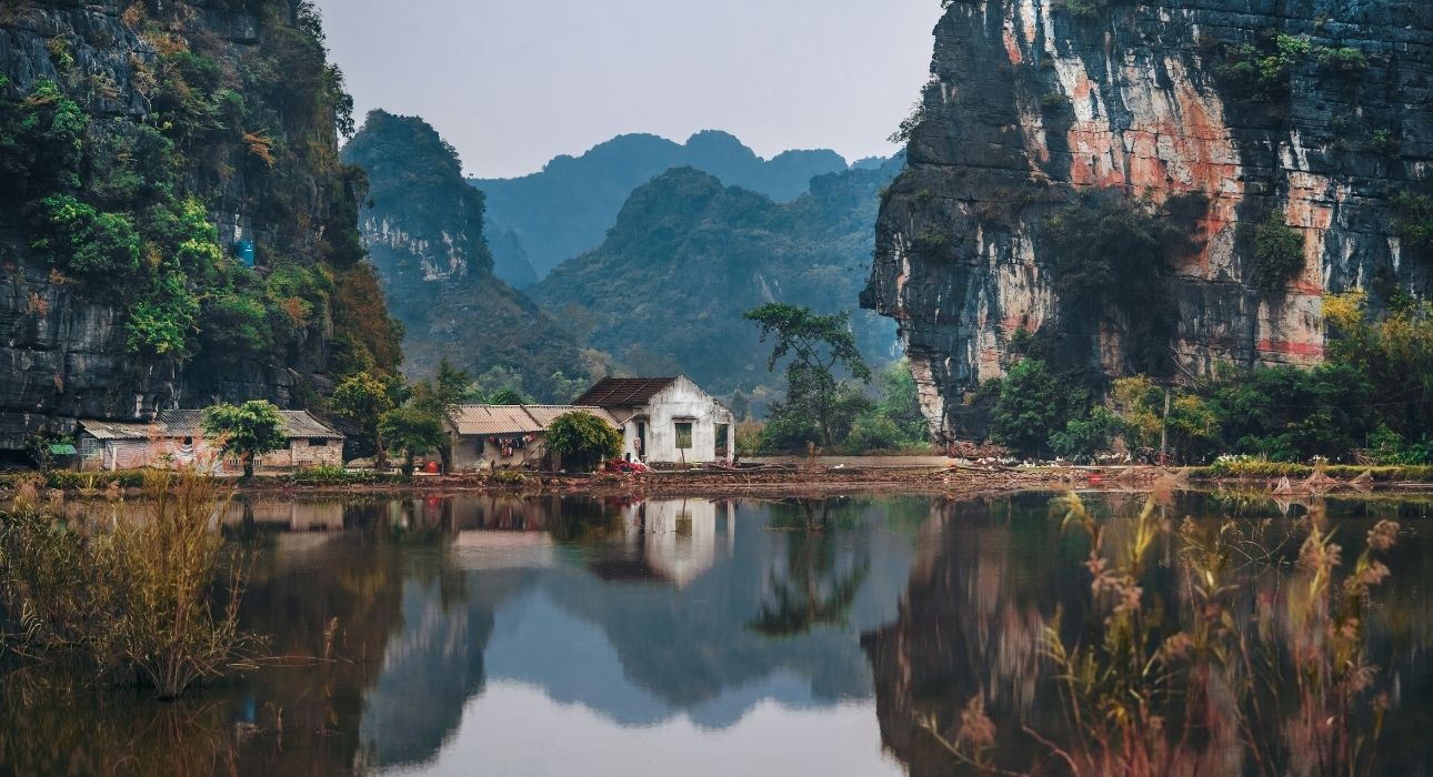 Vietnam Complete Circuit